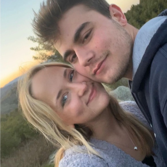 Meet your Posher, Lisa - Picture 9 of 10